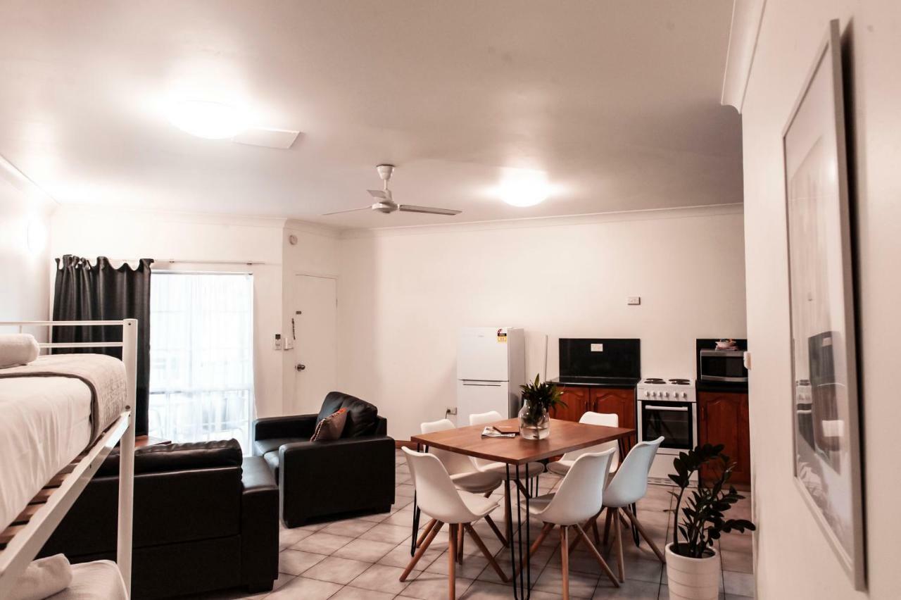 Motel Nomad Cairns Buitenkant foto